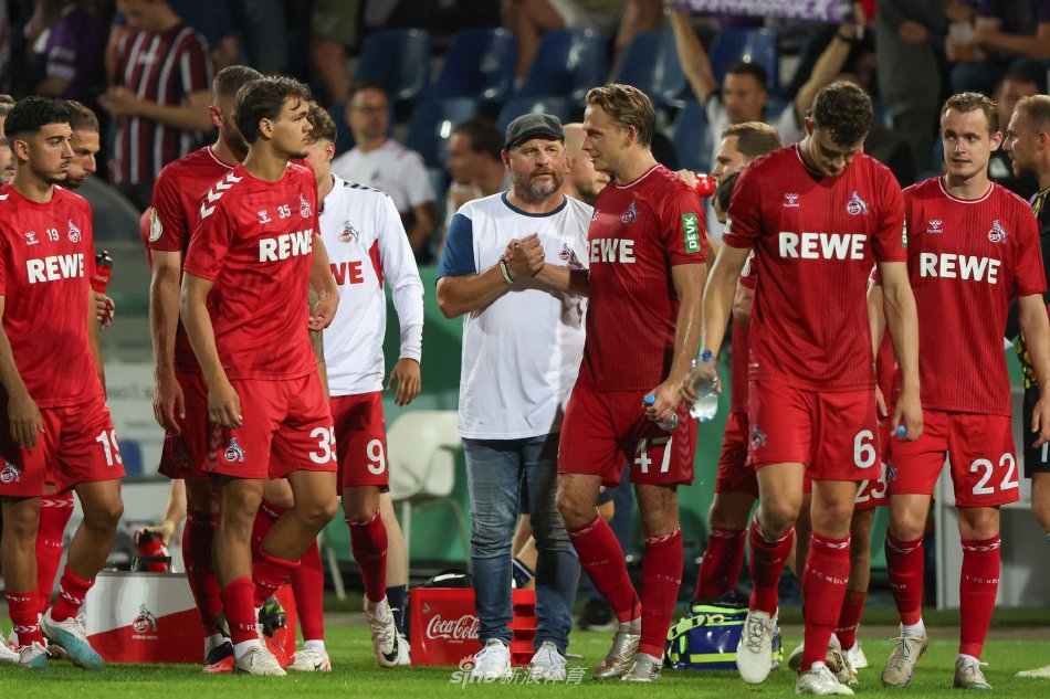 度击败他们 度击败他们