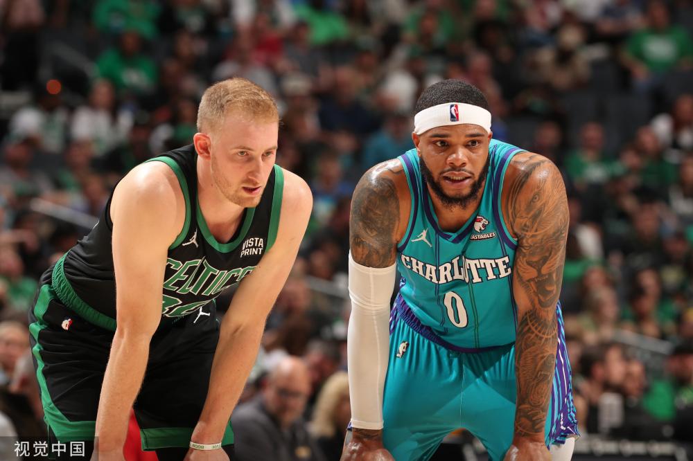 是球队锋线 是球队锋线