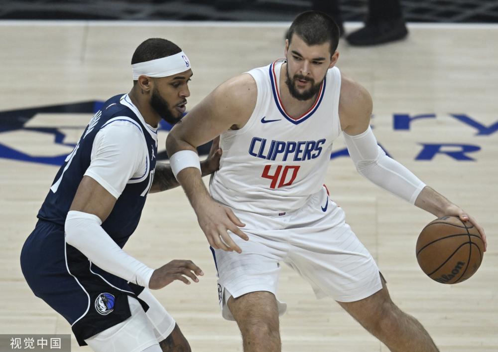 岁的伊萨克 岁的伊萨克