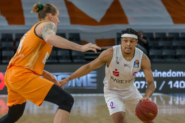 本场逆转的 本场逆转的